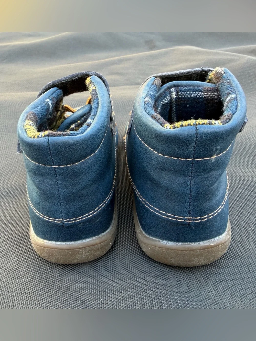 See Kai Run Basics Gibson Fashion Boots Navy with Gold Trim Toddler Size 6
